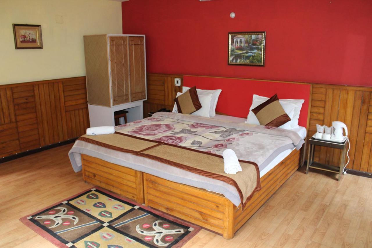 Hotel Norling Retreat Pelling Exterior foto