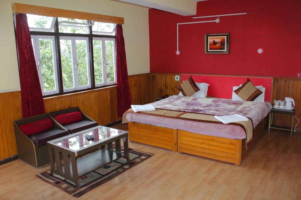 Hotel Norling Retreat Pelling Exterior foto