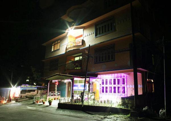 Hotel Norling Retreat Pelling Exterior foto